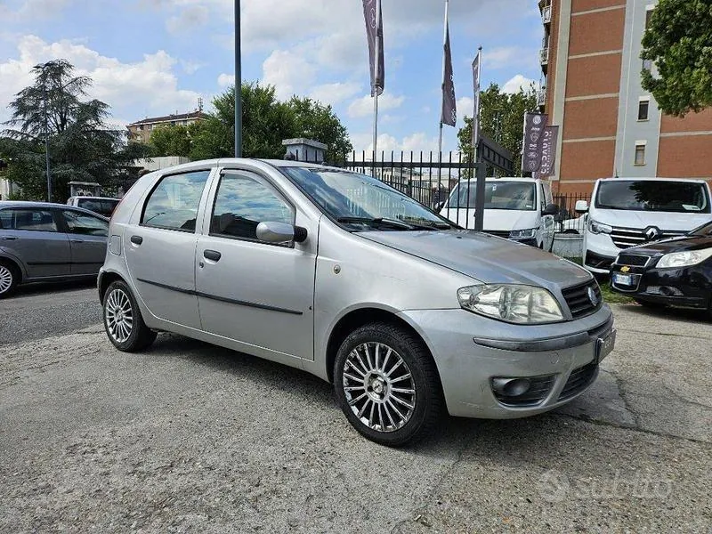 Fiat Punto 2005 photo 3