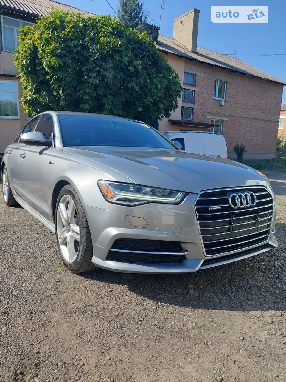 Audi A6 2015 photo 2