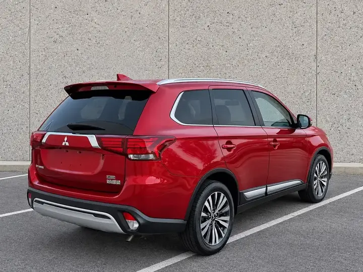 Mitsubishi Outlander 2020 photo 4
