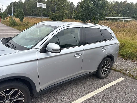 Mitsubishi Outlander 2015 photo 4