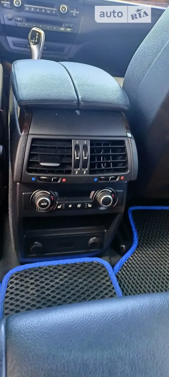 BMW X5 2012 photo 2