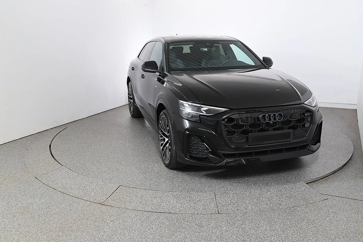 Audi Q8 2025 photo 2