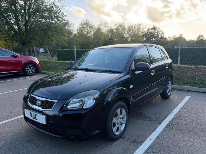 Kia Rio 2011 photo 5