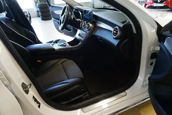 Mercedes-Benz C 200 D 2020 photo 5