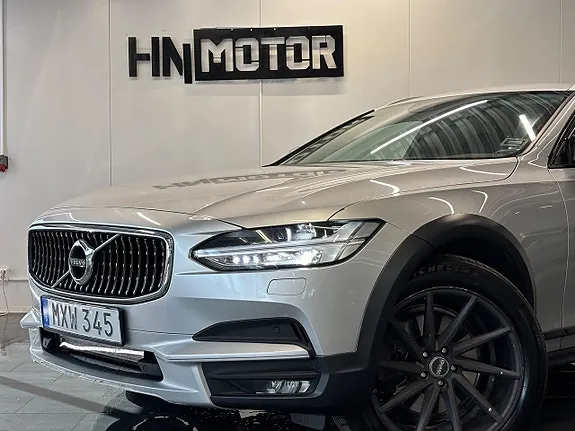 Volvo V90 Cross Country 2018 photo 2