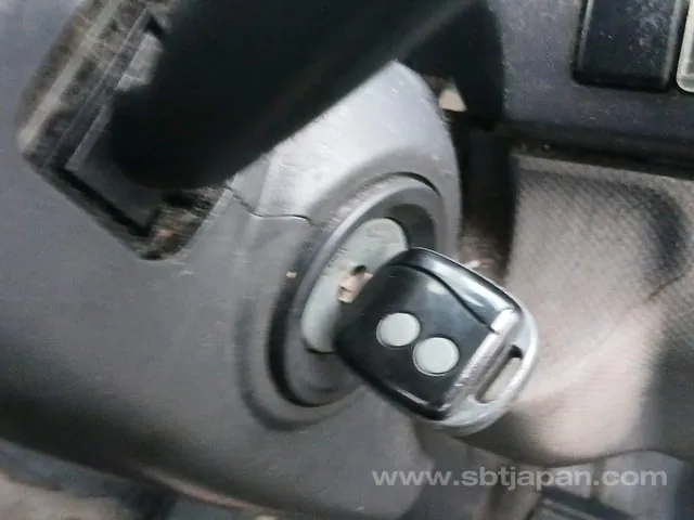 Isuzu Elf 2009 photo 4