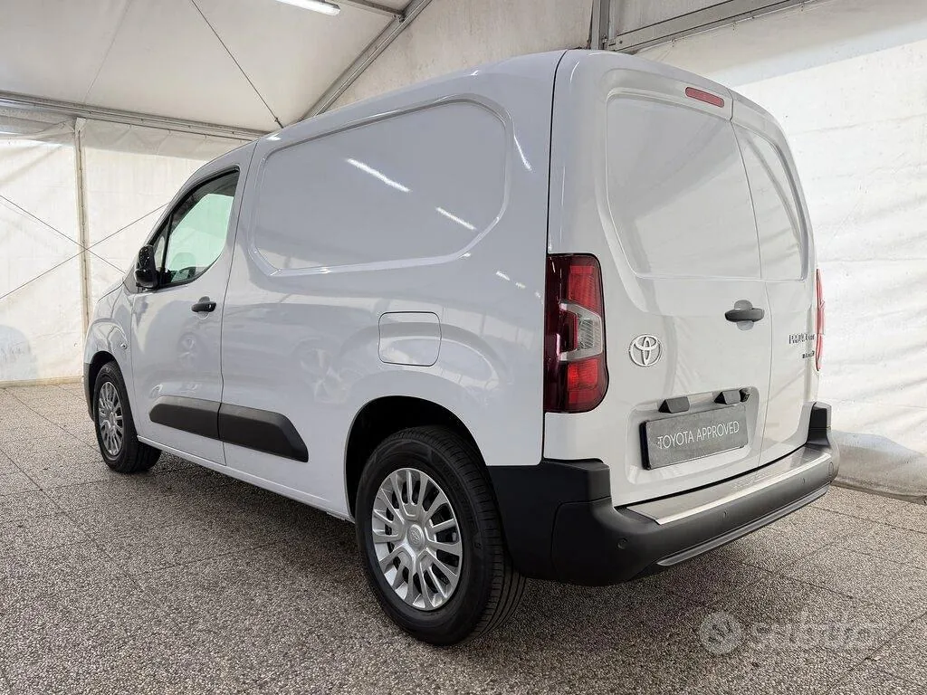 Toyota Proace City 2024 photo 4