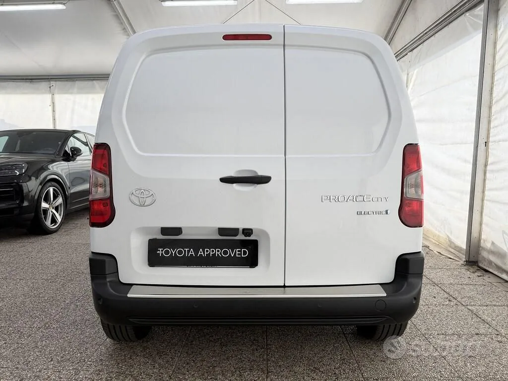 Toyota Proace City 2024 photo 5