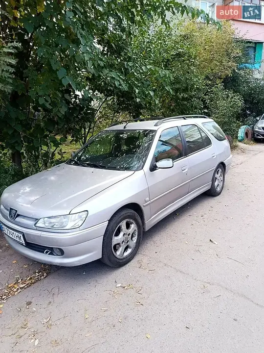 Peugeot 306 2002 photo 2