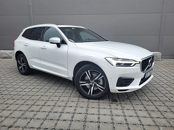 Volvo Xc60 2018 photo 2
