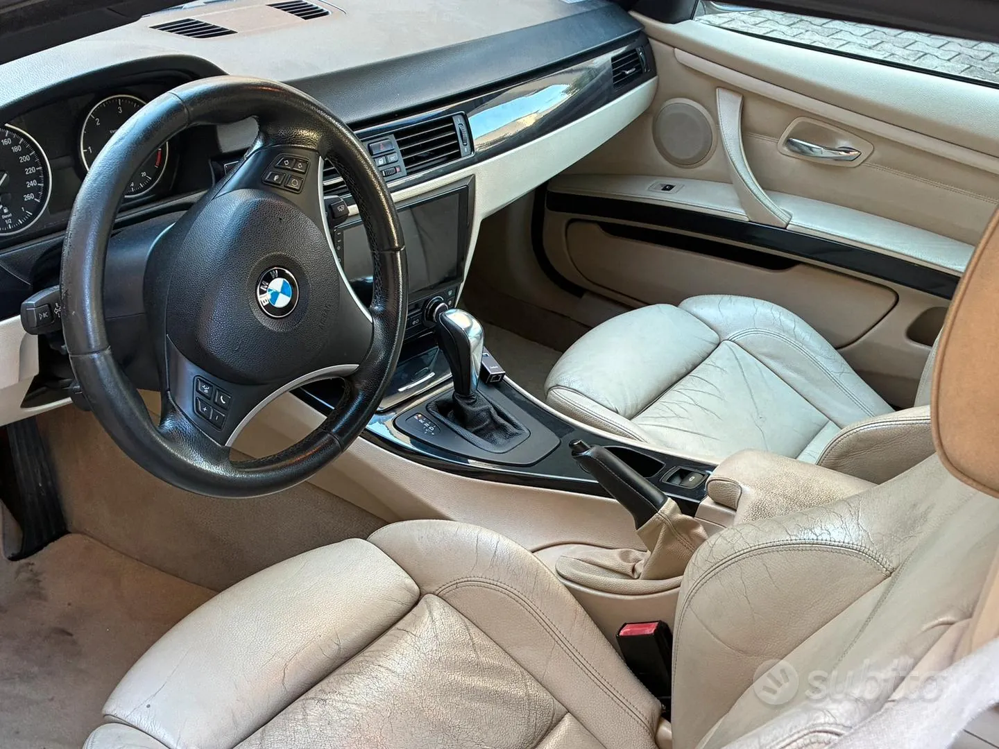 BMW 320D 2009 photo 3