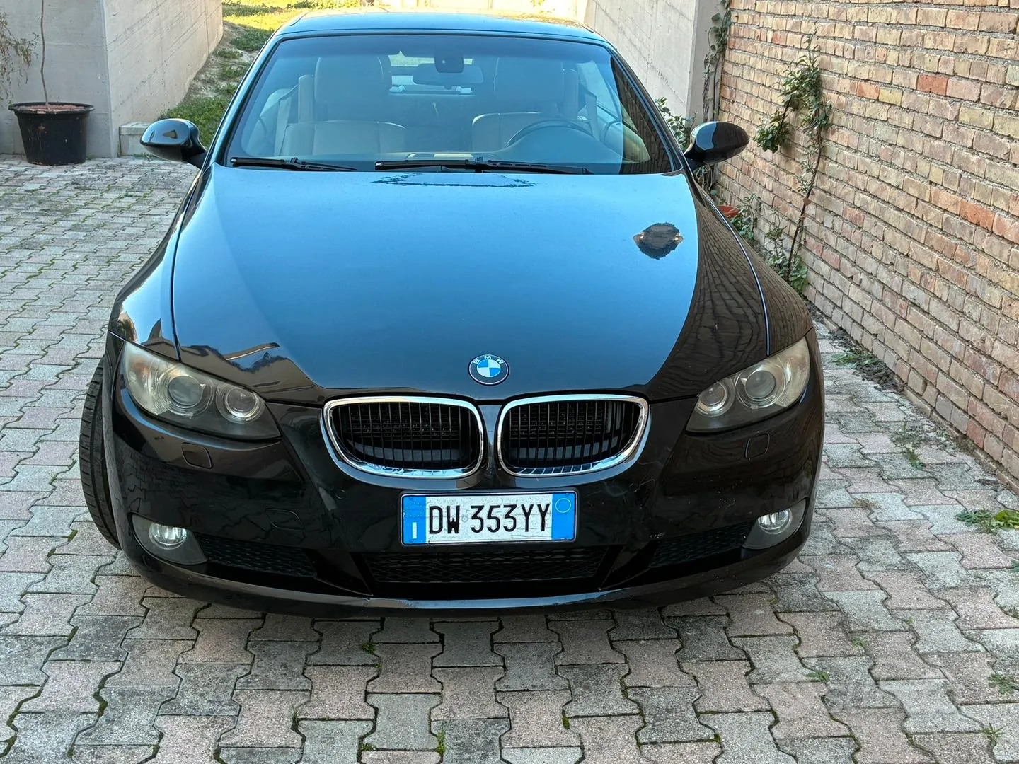 BMW 320D 2009 photo 4