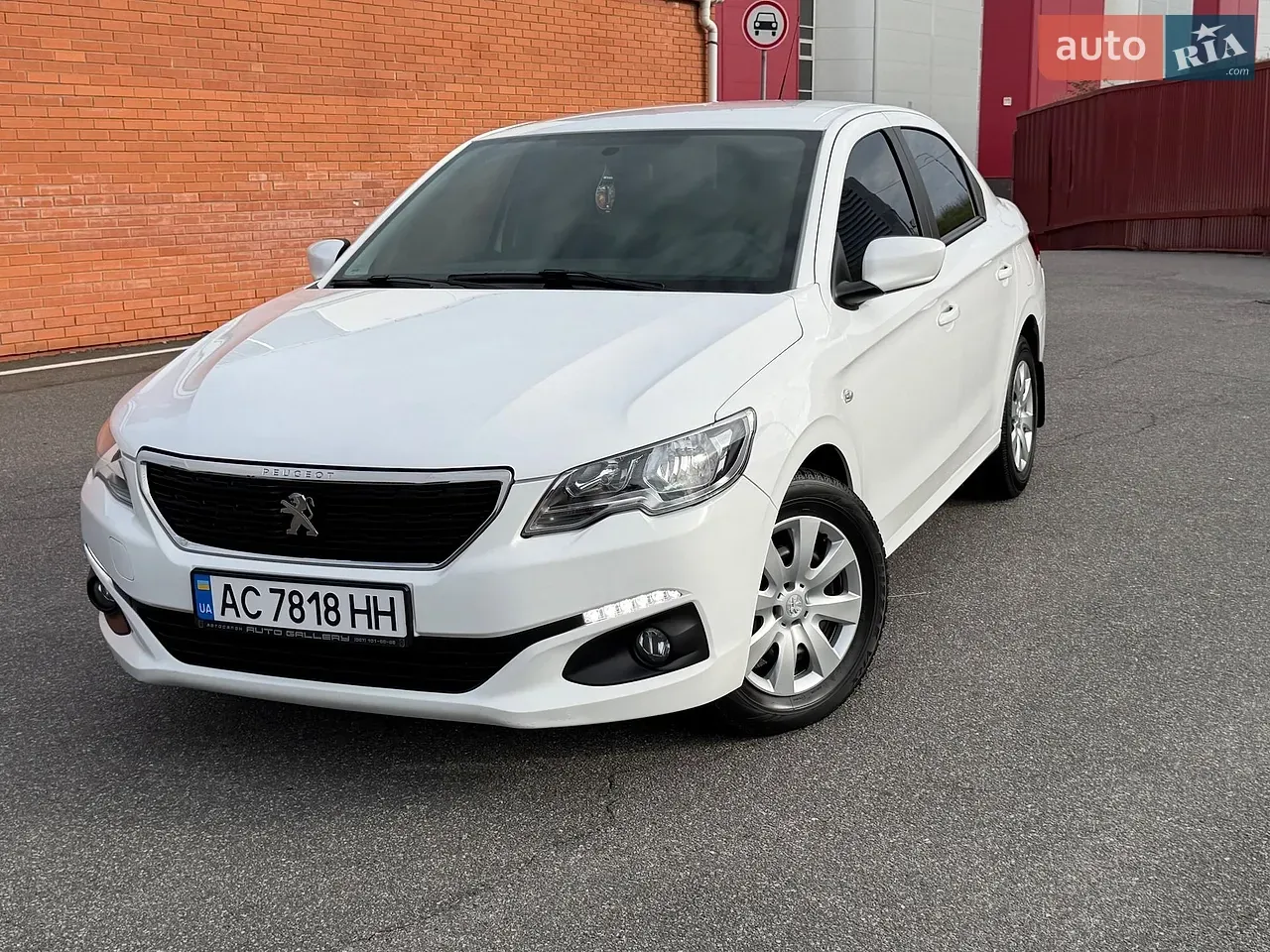 Peugeot 301 2021 photo 3