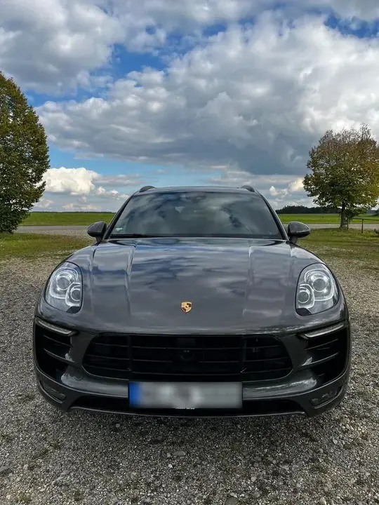Porsche Macan Turbo