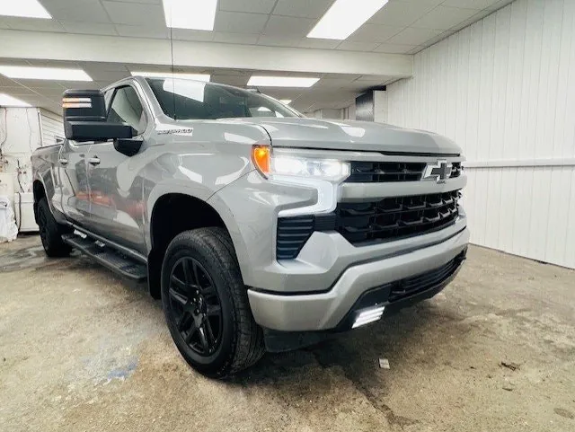 Chevrolet Silverado 1500 2023 photo 3