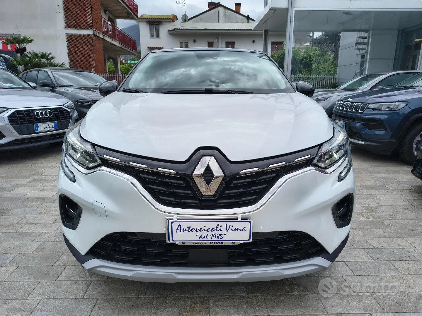 Renault Captur 2023 photo 2
