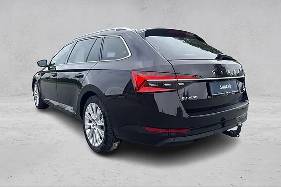 Skoda Superb 2022 photo 3
