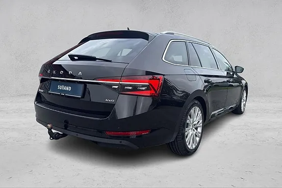 Skoda Superb 2022 photo 5