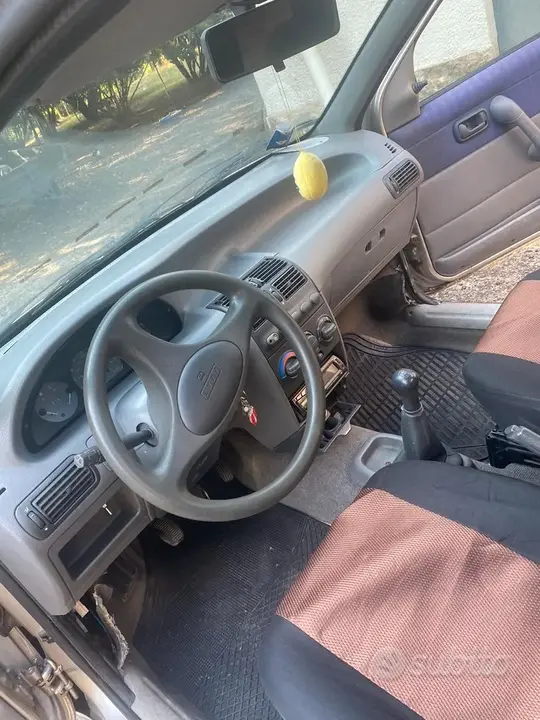 Fiat Punto 1997 photo 5