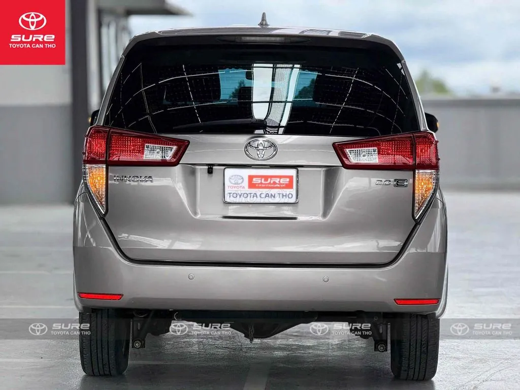Toyota Innova 2018 photo 3