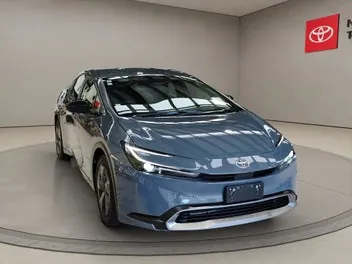 Toyota Prius 2024 photo 2