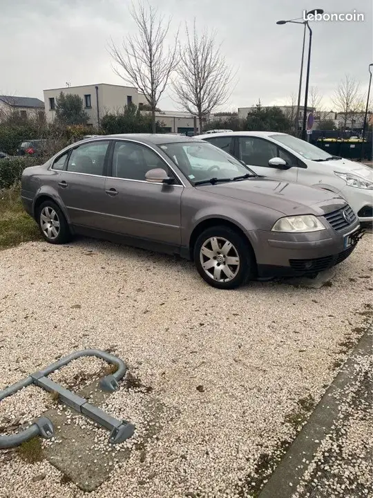 Volkswagen Passat 2005 photo 3