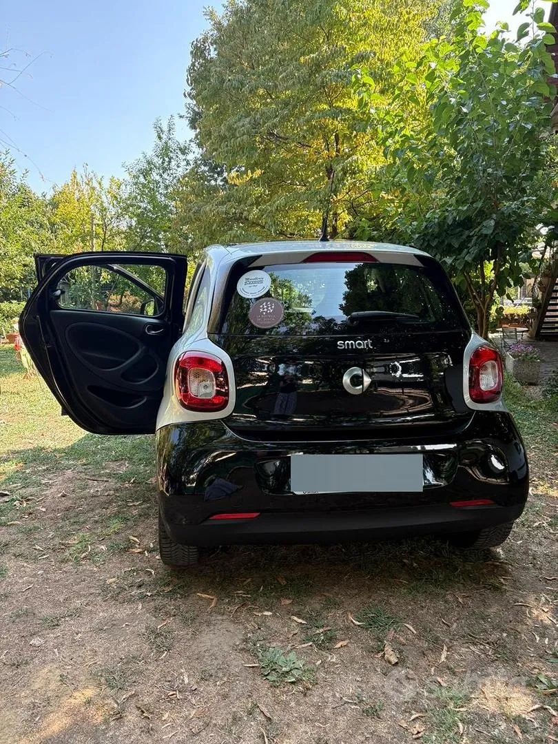 Smart Forfour 2017 photo 2