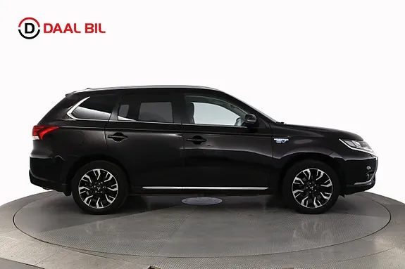 Mitsubishi Outlander 2018 photo 5