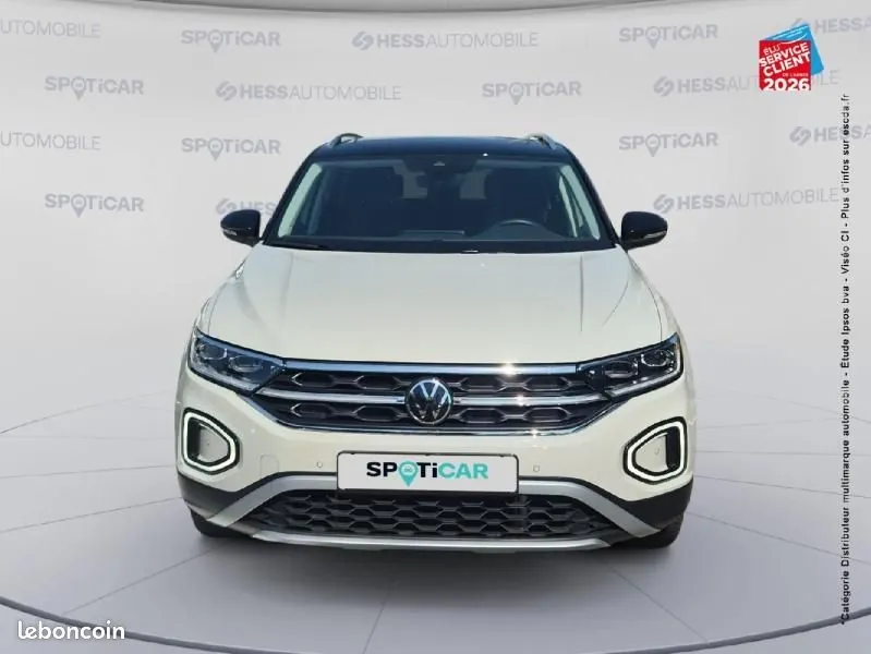 Volkswagen T-Roc 2024 photo 2