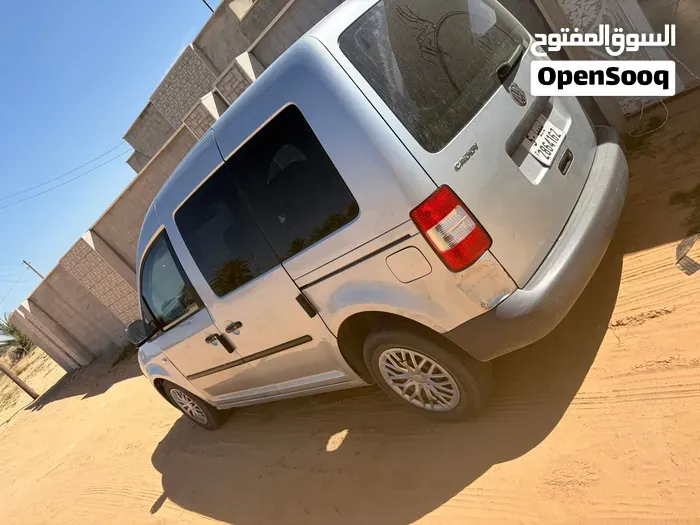 Volkswagen Caddy 2008 photo 2