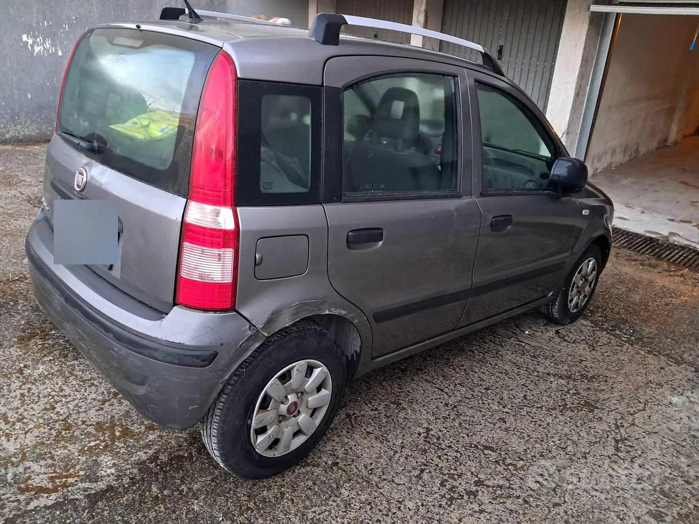 Fiat Panda 2010 photo 2