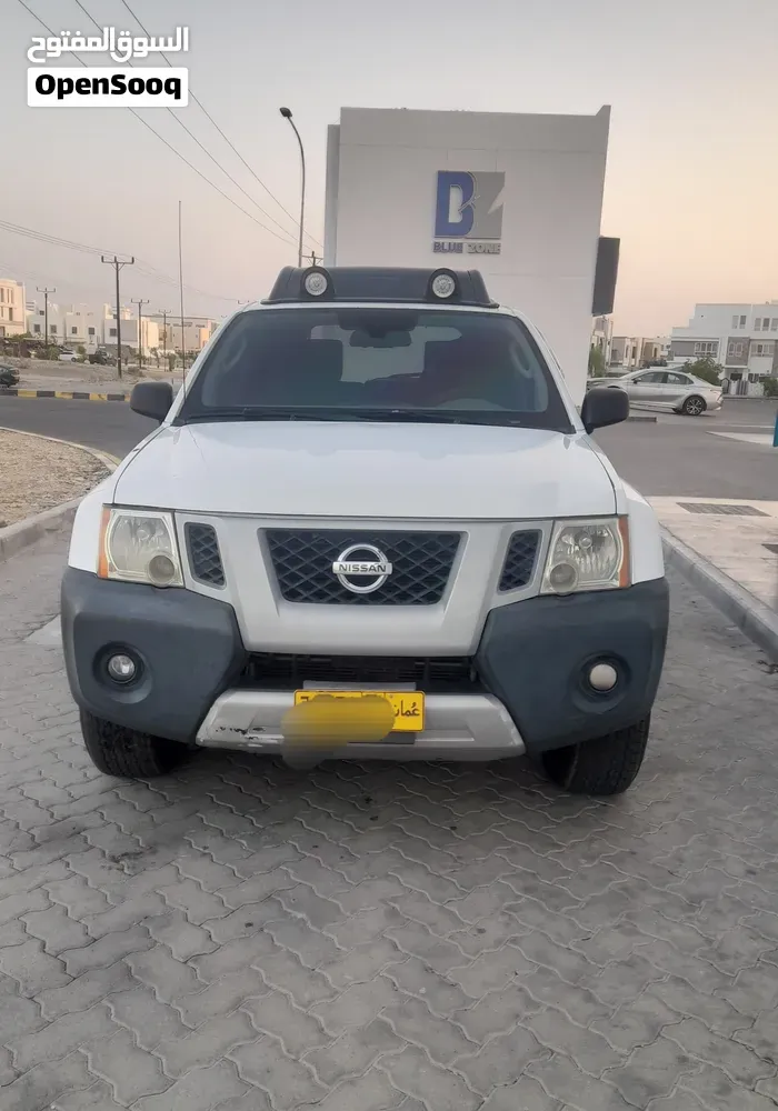 Nissan Xterra 2011 photo 2