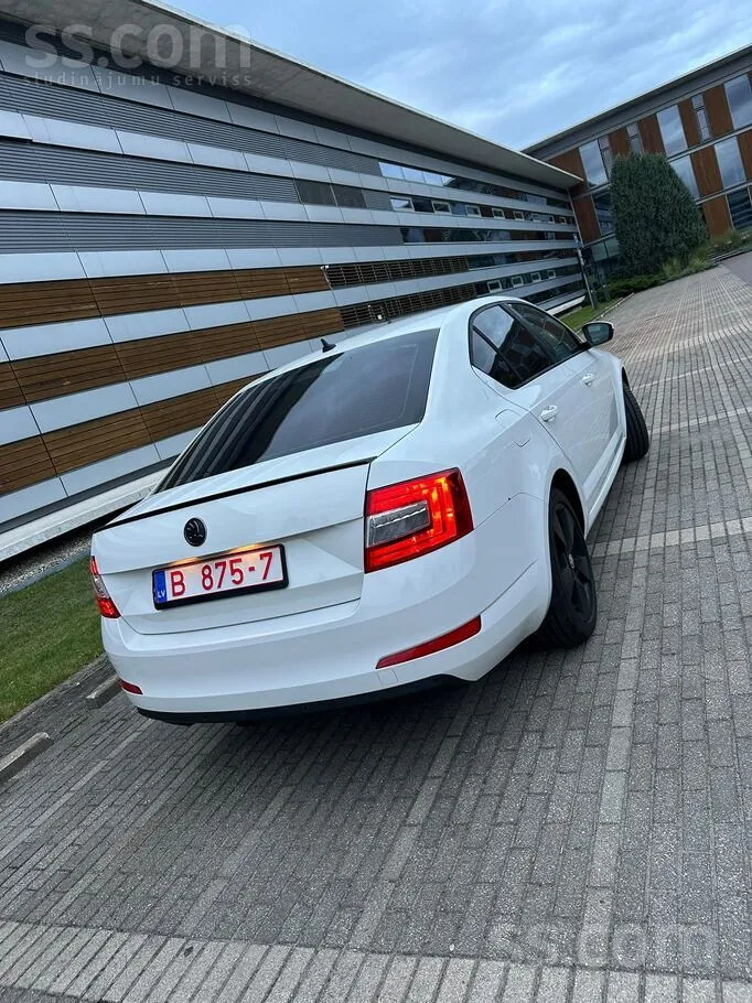 Skoda Octavia 2013 photo 5