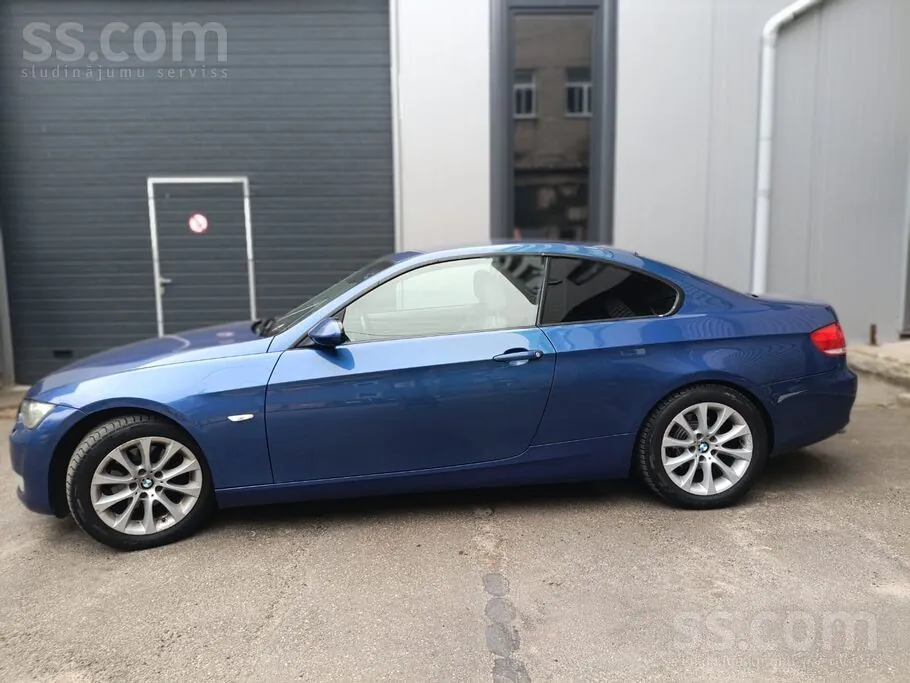 BMW 320D 2007 photo 2