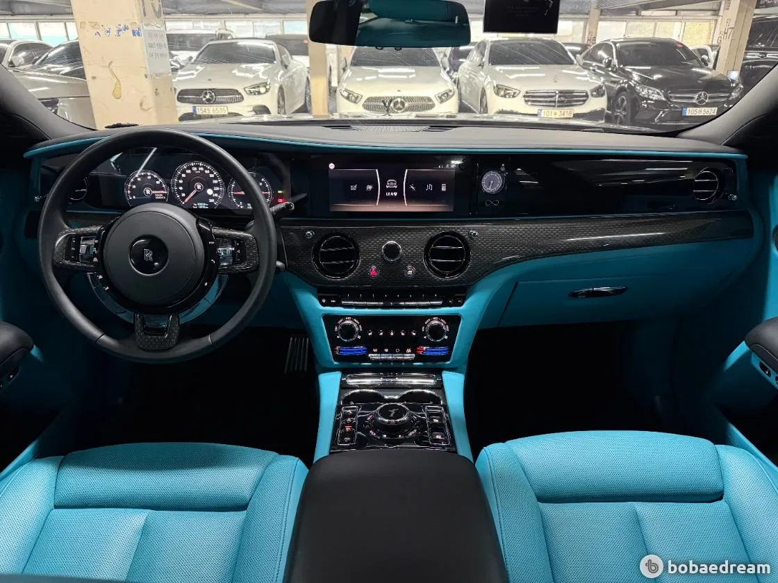 Rolls-Royce Ghost 2022 photo 4