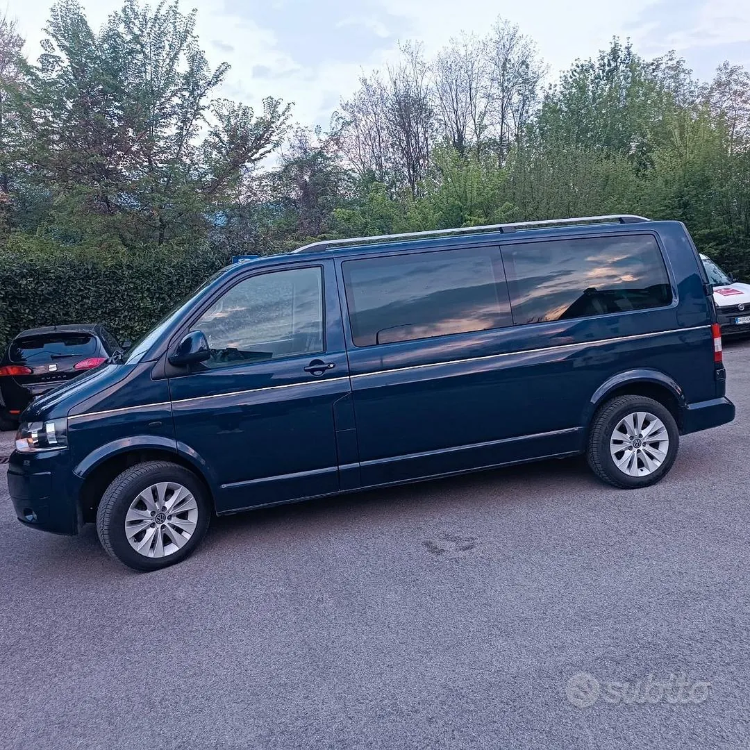 Volkswagen Caravelle 2012 photo 3