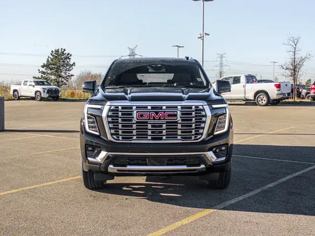 GMC Yukon Xl 2027 photo 3