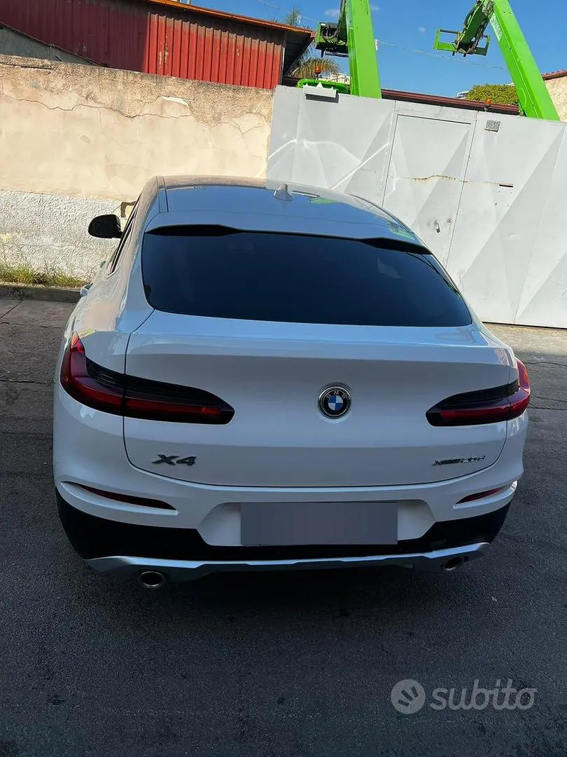 BMW X4 2018 photo 2