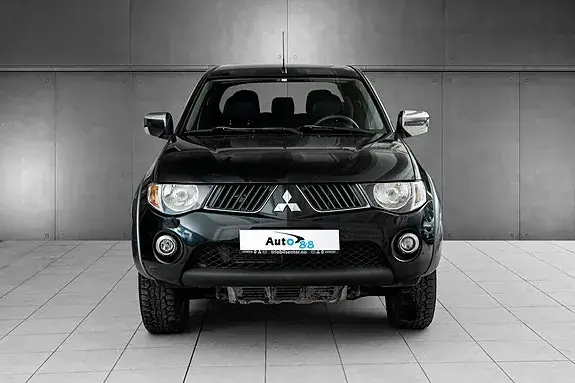 Mitsubishi L200 2010 photo 5