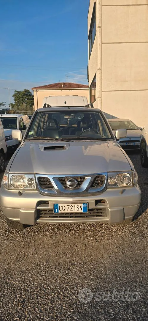 Nissan Terrano Ii 2003 photo 2