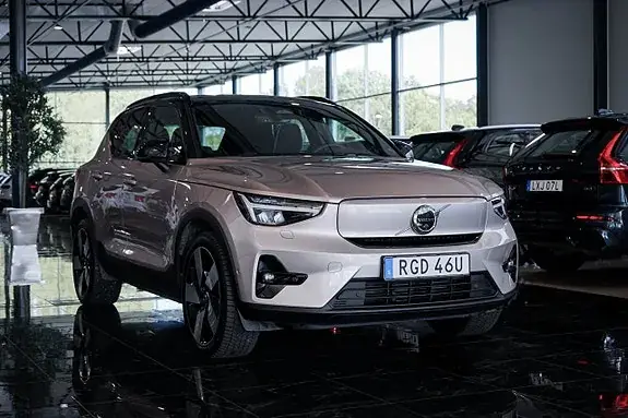Volvo Xc40 2023 photo 2