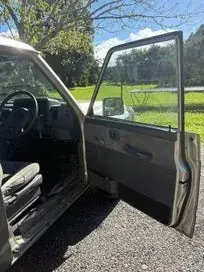 Nissan Patrol 1991 photo 3