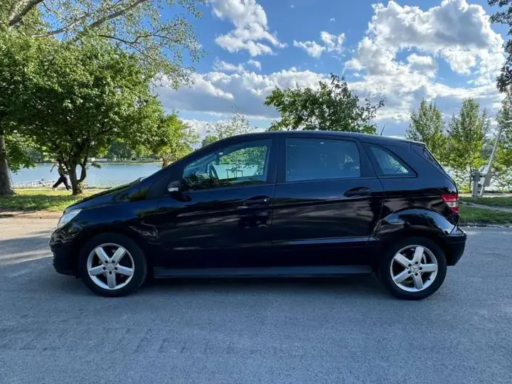 Mercedes-Benz B-Class