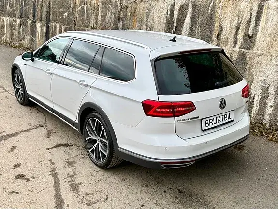 Volkswagen Passat 2019 photo 3