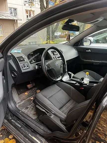 Volvo V50 2011 photo 4