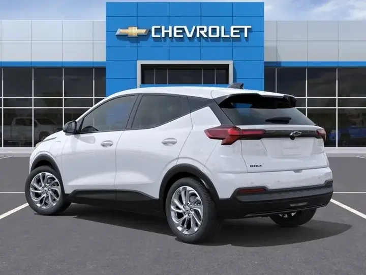 Chevrolet Bolt 2027 photo 3