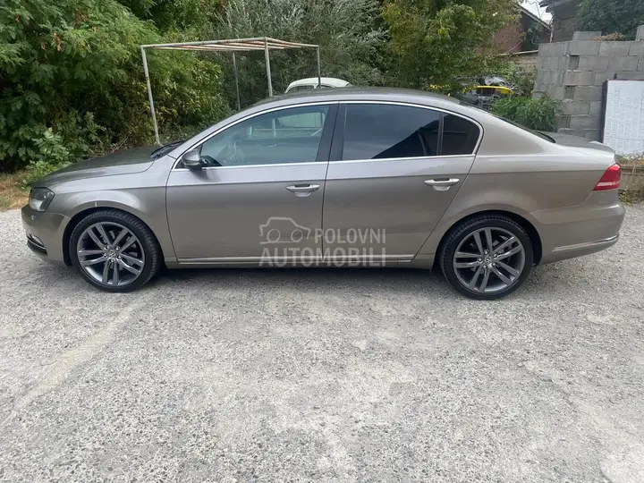 Volkswagen Passat 2012 photo 3