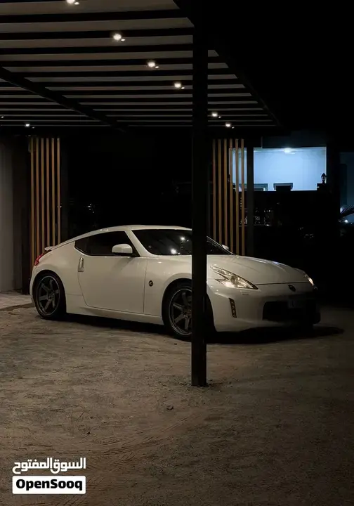 Nissan Z