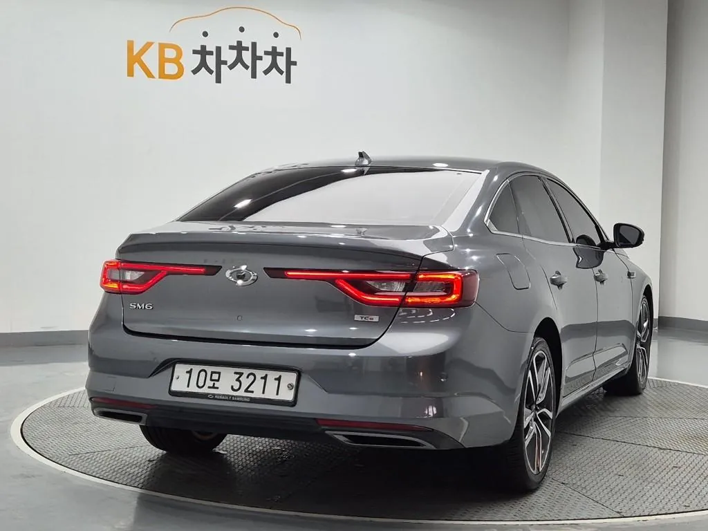 Renault Korea Sm6 2017 photo 3