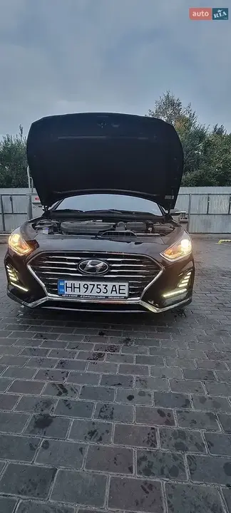 Hyundai Sonata 2018 photo 2